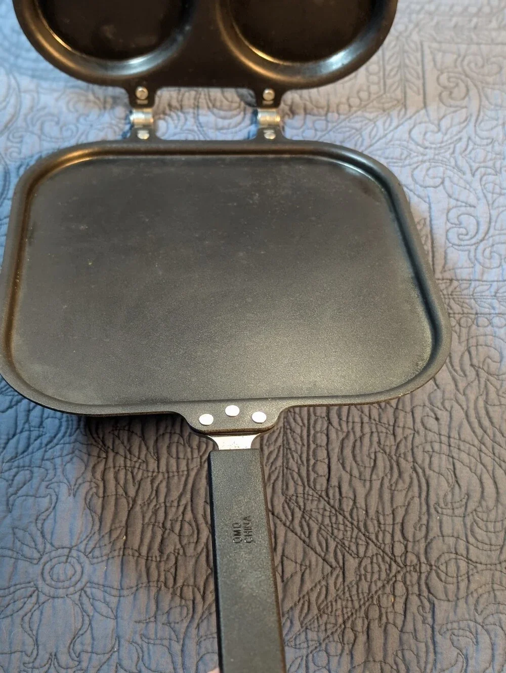 4-Cavity Flip Pancake Pan Double-Sided Nonstick Egg Burger Breakfast Maker...